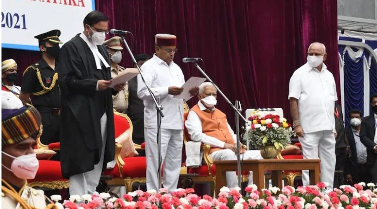 Top News : थावरचंद गहलोत ने ली कर्नाटक के राज्यपाल की शपथ बलाई महासंघ के राष्ट्रीय अध्यक्ष मनोज परमार ने दी शुभकामनाएं 1 manoj parmar indore