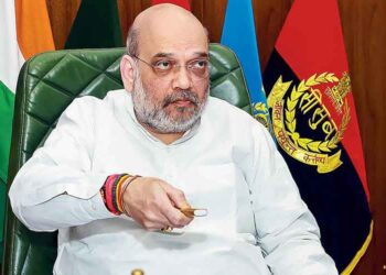 Amit Shah ने Asaduddin Owaisi से किया निवेदन कहा विनती है की वह जेड कैटेगरी की सुरक्षा ले ले