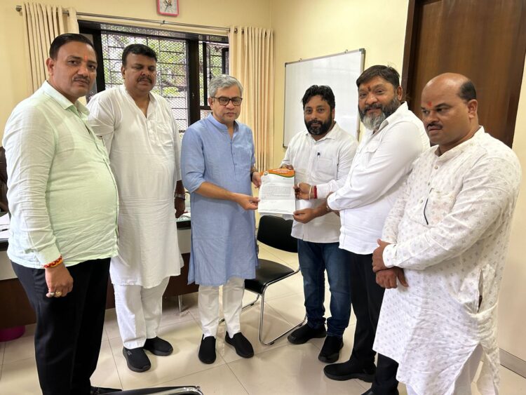 BJP leader Shubhranshu Dixit